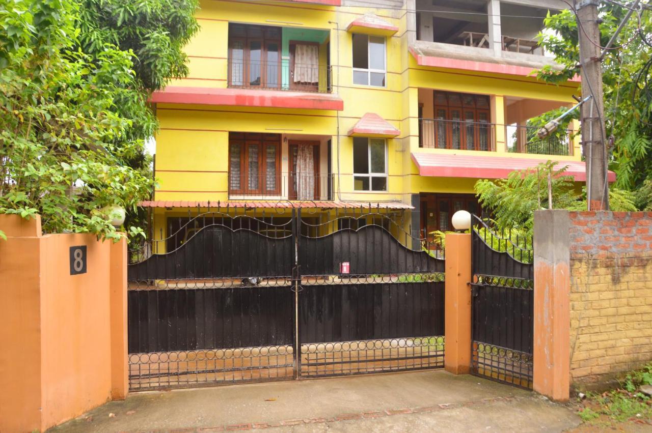 Moon Hill Homestay Guwahati Exteriör bild